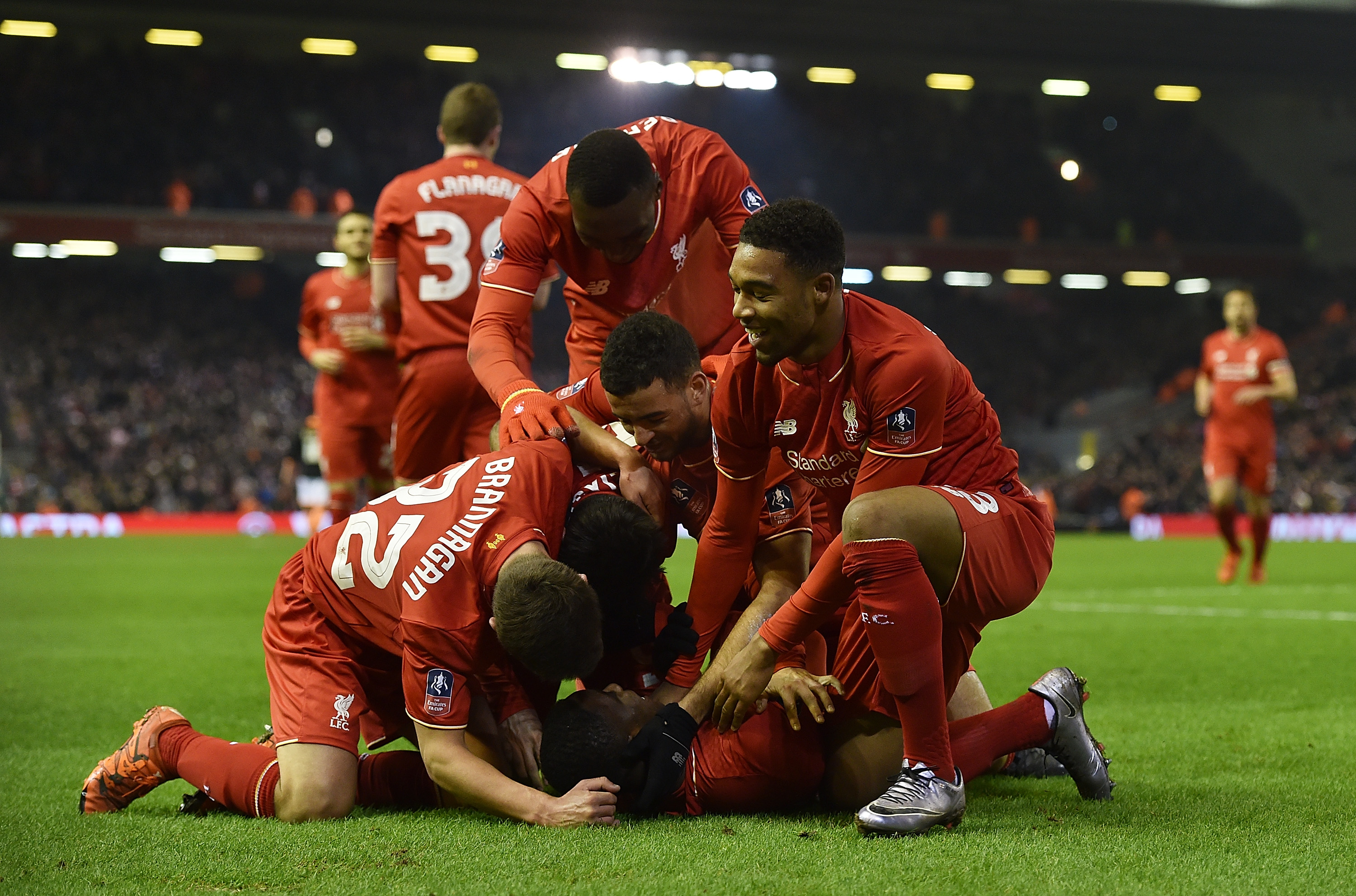 新民体育丨上海男篮又要换外援了！