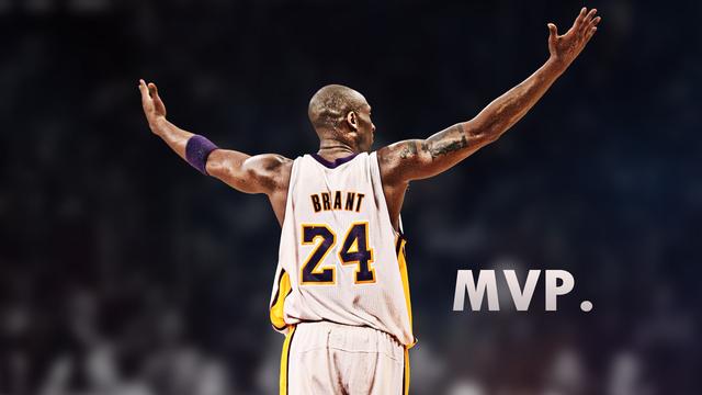 埃基蒂克助攻涉手球争议，主裁观看VAR核查