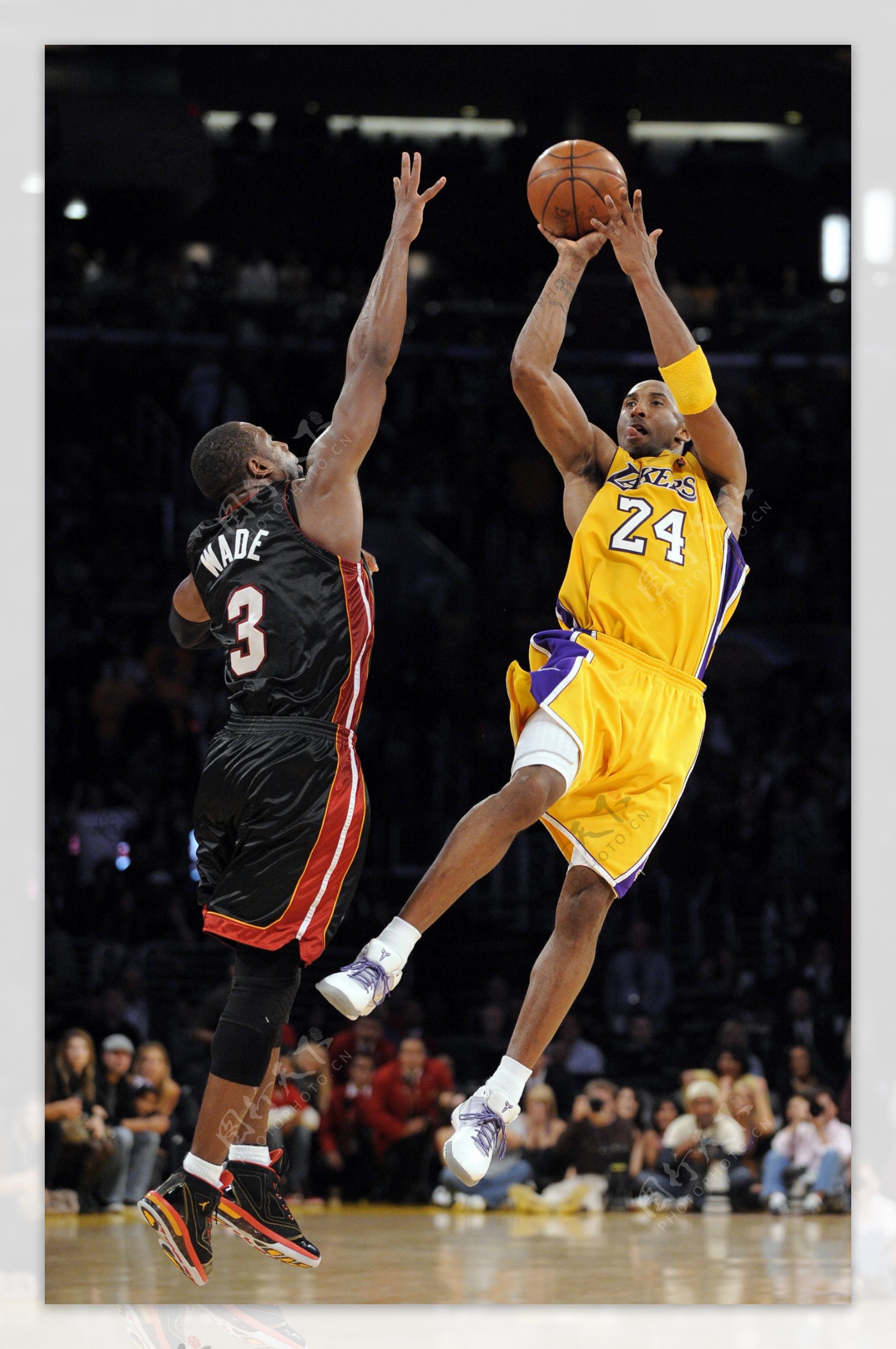 雷霆NBA险胜快艇迎六连胜 骑士结束四连败