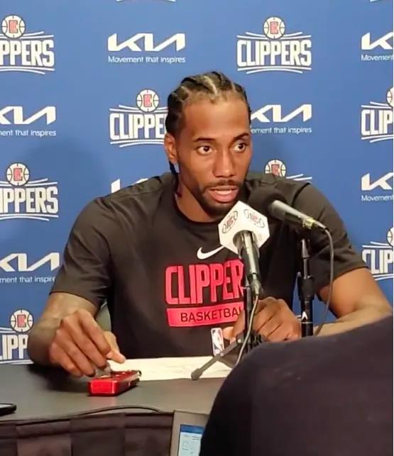 开拓者伤病报告：克林根和阿夫迪亚可以出战，罗威和默里缺席