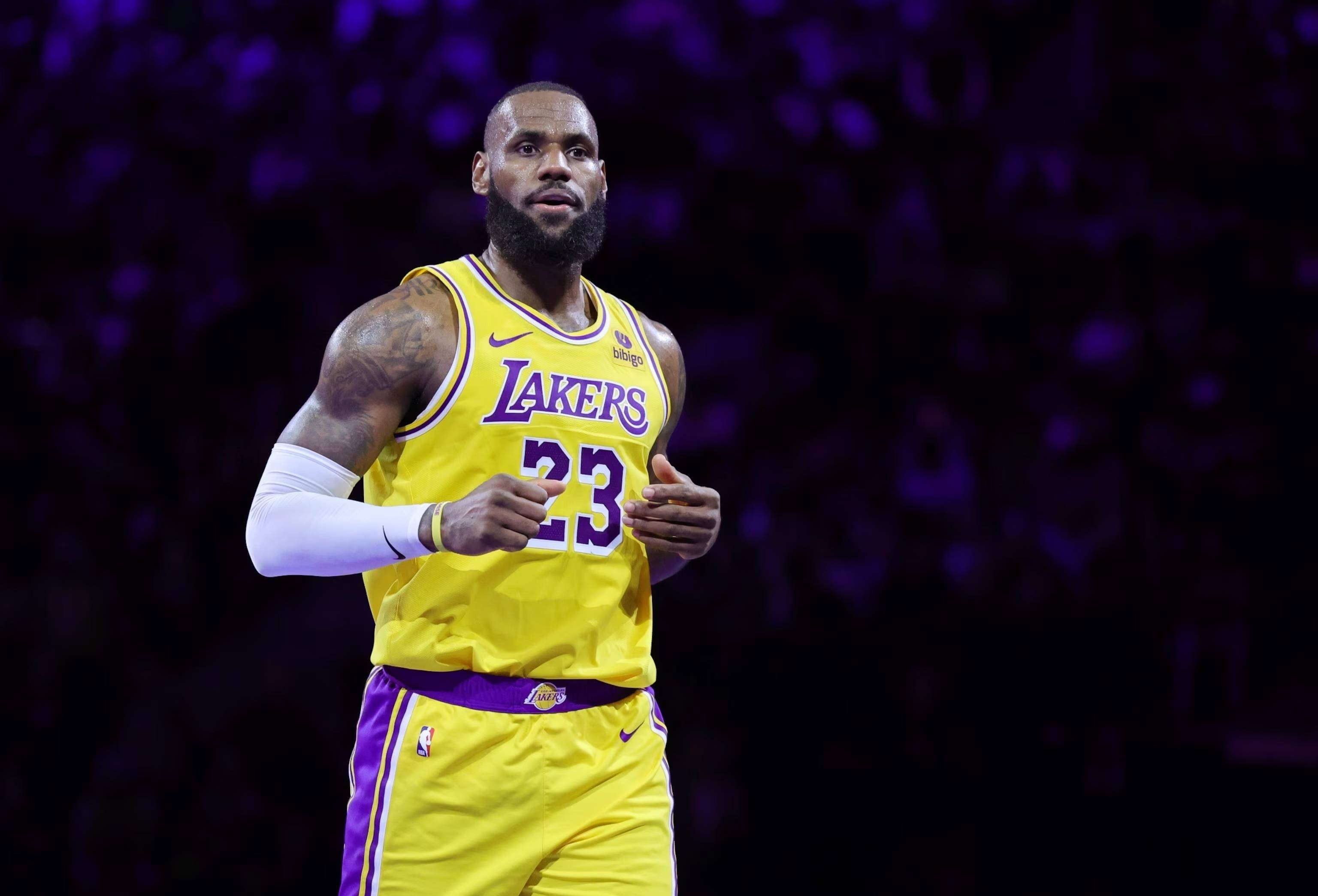 国王杯-姆巴佩双响 皇马3-2塔拉维亚晋级16强