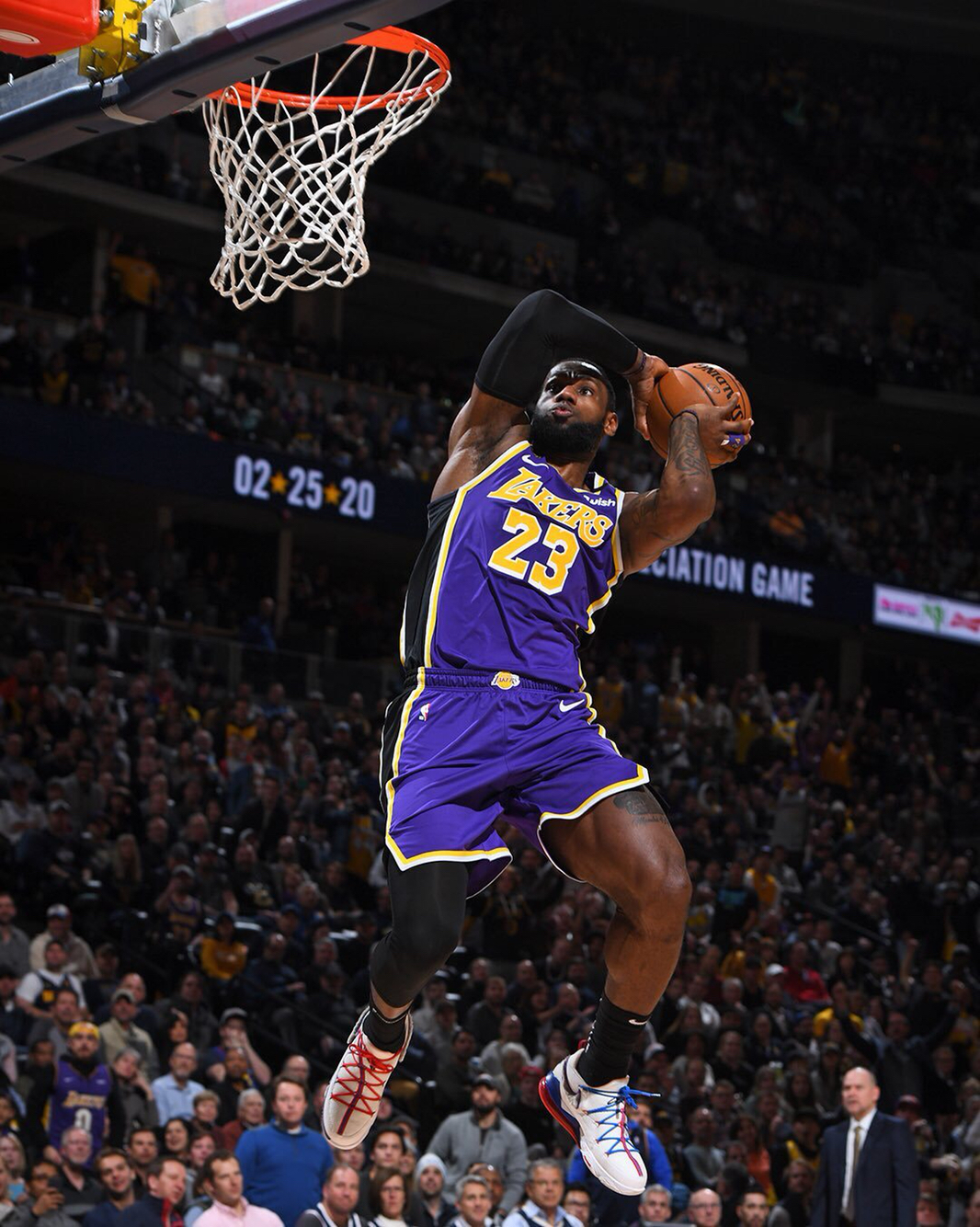 东契奇：八村塁让我们队又多了个射手 不过他要努力练习上篮