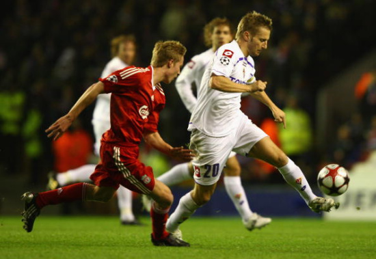 莱昂纳德26+8 哈登19分快船逆转活塞